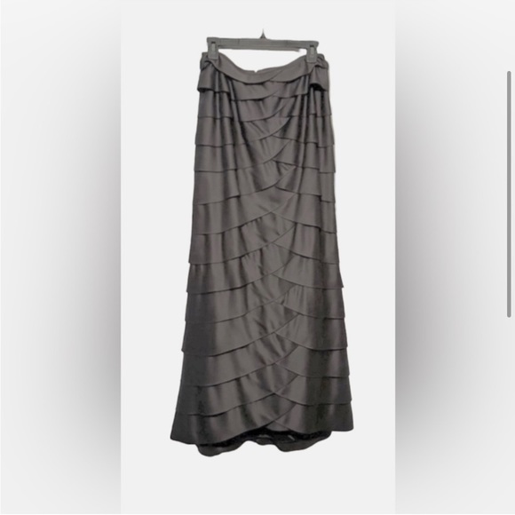 Formal Tiered Maxi Skirt NWT by ADRIANNA PAPELL - Picture 4 of 13